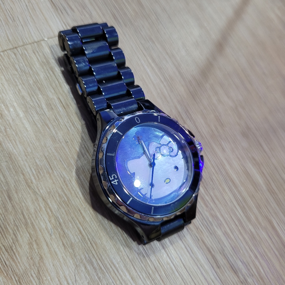 Kimora Lee Simmons Hello Kitty Ceramic Watch Pearl - Picture 4 of 6
